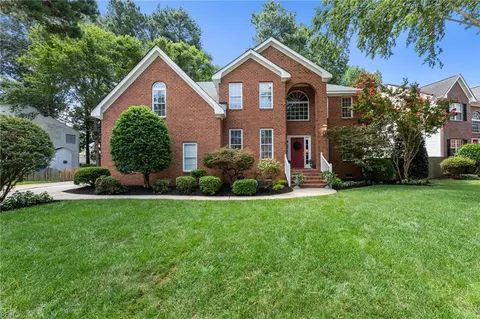 825 Catrina Ln, Chesapeake, VA 23322