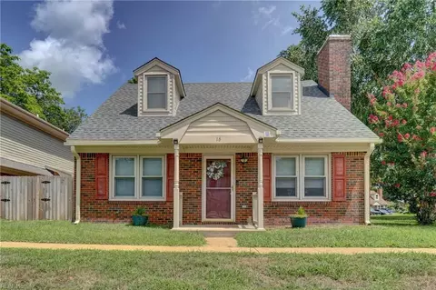 16 Dawn Ln, Hampton, VA 23666