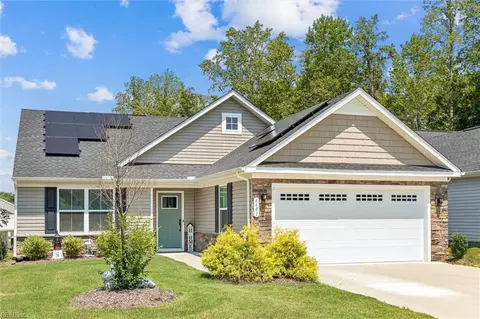 6681 Jackson Cole Cir, Gloucester, VA 23061