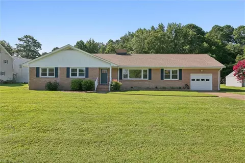 214 Shirley Rd, Seaford, VA 23696