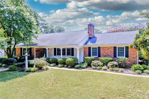 1321 Wythe Ln, Virginia Beach, VA 23451