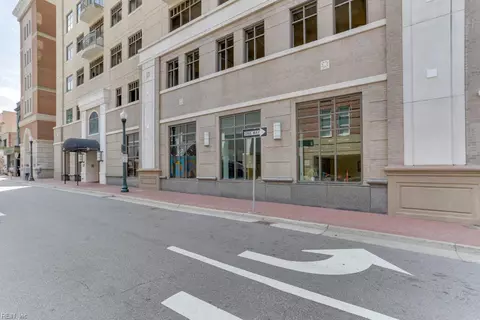123 College Pl #708, Norfolk, VA 23510