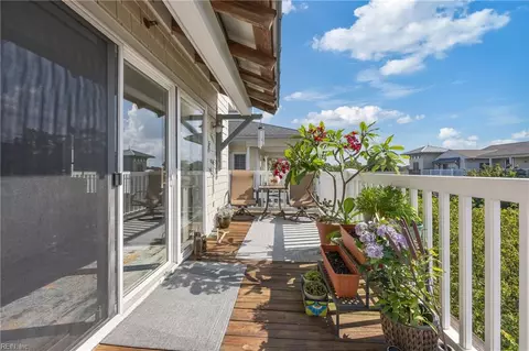8264 N View Blvd, Norfolk, VA 23518