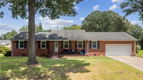 3128 Biscayne Dr, Chesapeake, VA 23321