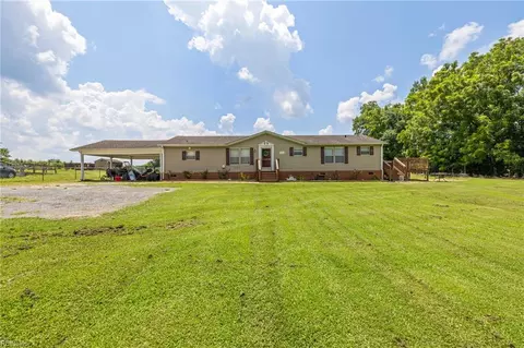 27308 Woodland Rd, Franklin, VA 23851