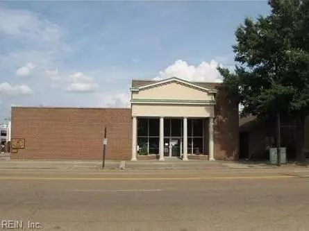 701 Court St, Portsmouth, VA 23704