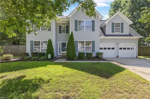 733 Hawkhurst Dr, Chesapeake, VA 23322