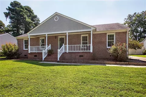 312 Shore Dr, Suffolk, VA 23434