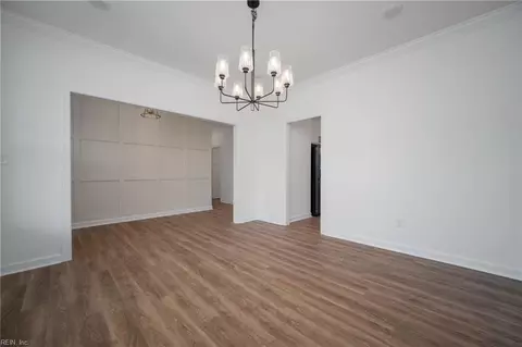 Entry Way - 2223 Captiva Ln, Chesapeake, VA 23321 photo 2 of 12