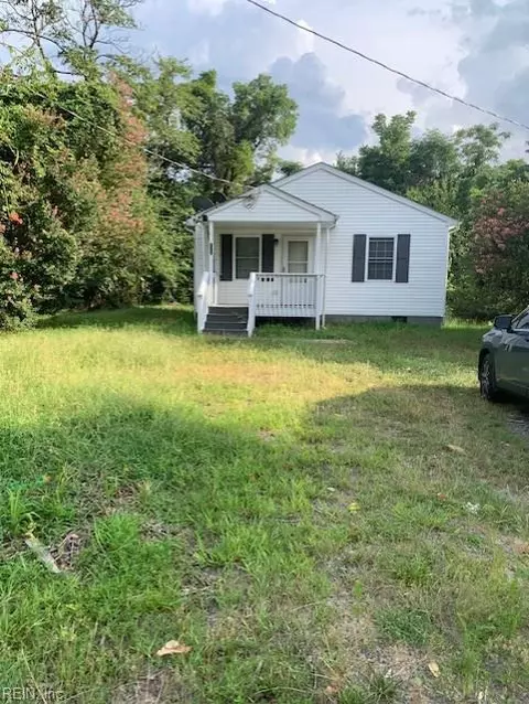 230 Pocahontas Ave, Franklin, VA 23851
