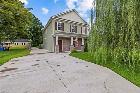1344 Deep Creek Blvd, Chesapeake, VA 23323