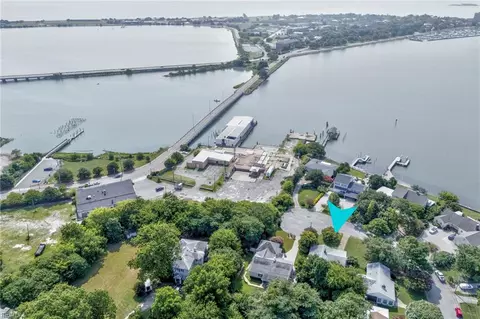 17 Mill Creek Ter, Hampton, VA 23663