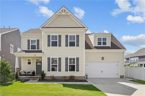 104 Massey Dr, Suffolk, VA 23434