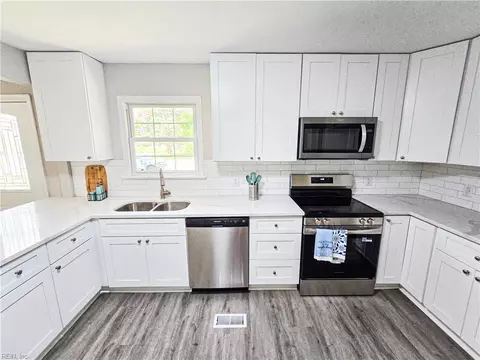 7936 Azalea Garden Rd, Norfolk, VA 23518