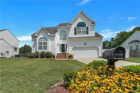 202 Deanes Station Rd, Suffolk, VA 23435