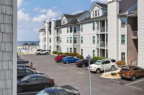2313 Beach Haven Dr #203, Virginia Beach, VA 23451