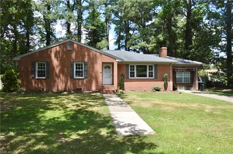 1510 Brittle Dr, Suffolk, VA 23434