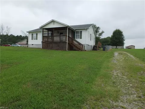 101 Redbud Ln, South Hill, VA 23970