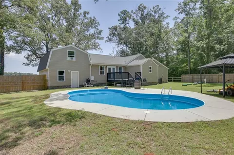 2736 Reads Rd, Virginia Beach, VA 23457