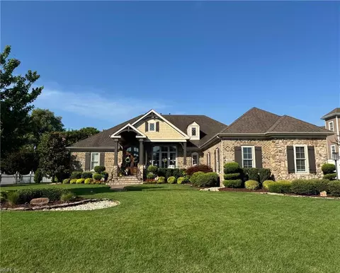 3003 N James Dr, Suffolk, VA 23435