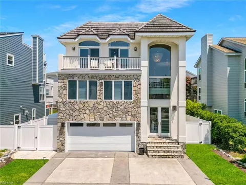 812 Vanderbilt Ave, Virginia Beach, VA 23451