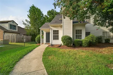 101 Nantucket Pl, Newport News, VA 23606