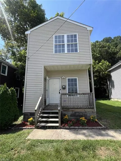 199 Charlotte Ave, Suffolk, VA 23434