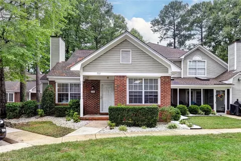 731 Mashie Ct, Newport News, VA 23602