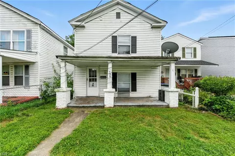 736 19th St, Newport News, VA 23607