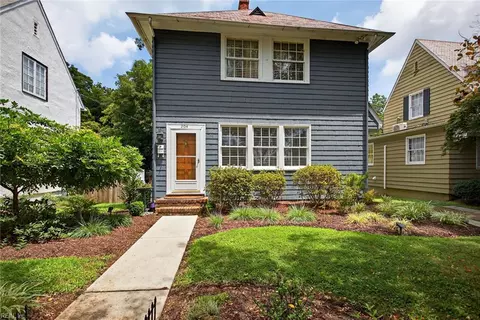204 River Rd, Newport News, VA 23601