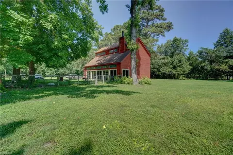 1641 Shillelagh Rd, Chesapeake, VA 23323