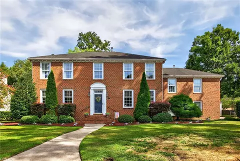 3309 Michelle Ct, Chesapeake, VA 23321
