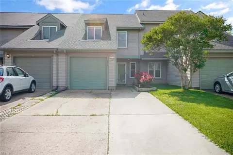 311 Woods Edge Ct, Virginia Beach, VA 23462