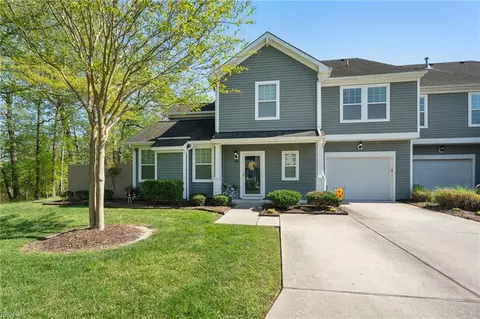 947 Vineyard Pl #C, Suffolk, VA 23435