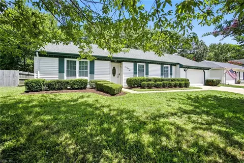 1148 Warner Hall Dr, Virginia Beach, VA 23454