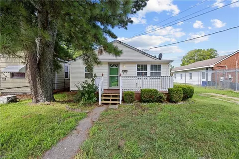 2506 Evergreen Pl, Portsmouth, VA 23704