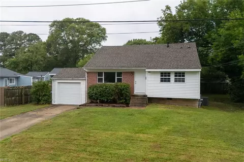 241 Remus Ln, Virginia Beach, VA 23452