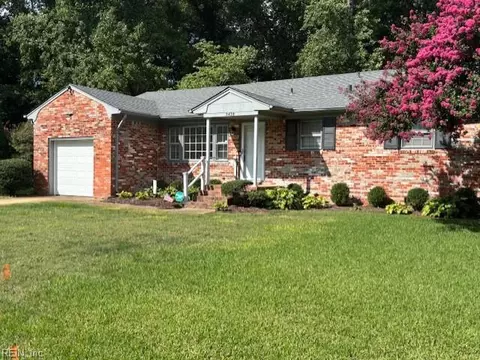 3428 Collins Blvd, Chesapeake, VA 23321