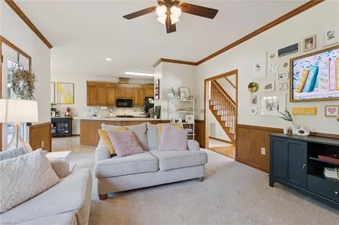 344 Lynchburg Dr, Newport News, VA 23606