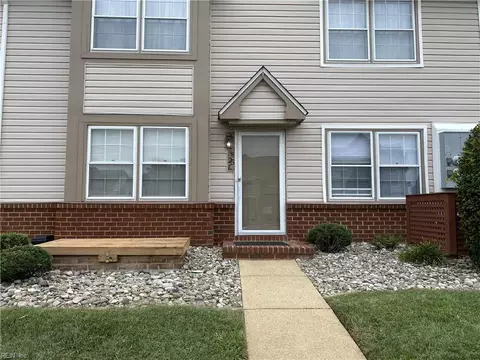 3825 E Rivanna River Rch Reach, Portsmouth, VA 23703