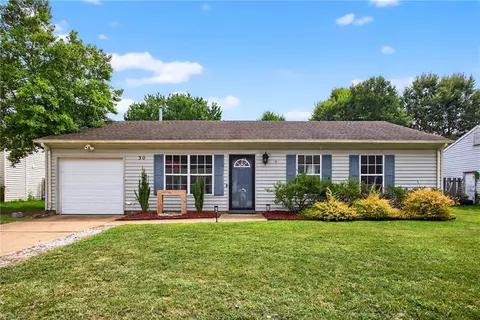 30 Peterborough Dr, Hampton, VA 23666