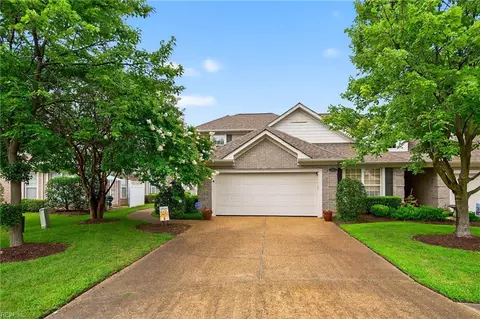 1065 Estates Ct, Portsmouth, VA 23703
