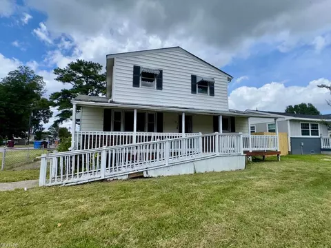 2144 Campostella Rd, Chesapeake, VA 23324