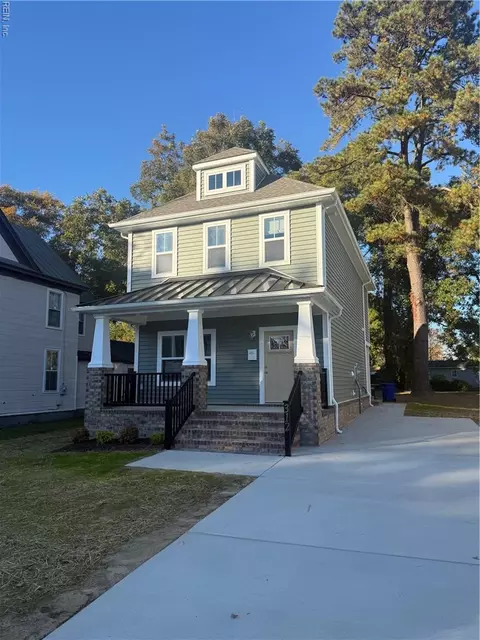 312 Bank St, Suffolk, VA 23434