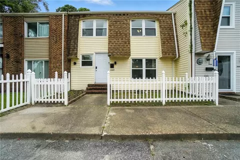 1249 Clydesdale Ln, Virginia Beach, VA 23464