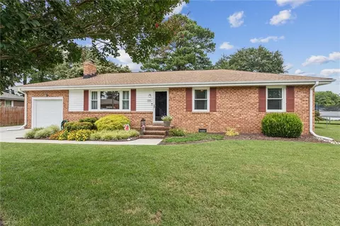 4104 Pinta Dr, Chesapeake, VA 23321
