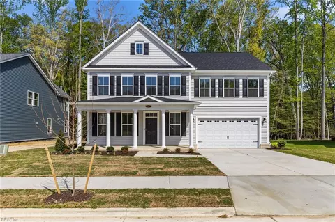 207 Noble Ct, Suffolk, VA 23435