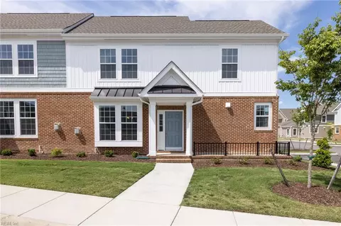 1011 Robinson Rd #5A, Suffolk, VA 23434