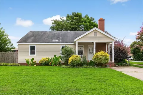 551 Ashlawn Dr, Norfolk, VA 23505