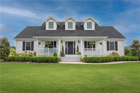 212 Fentress Dr, Knotts Island, NC 27950